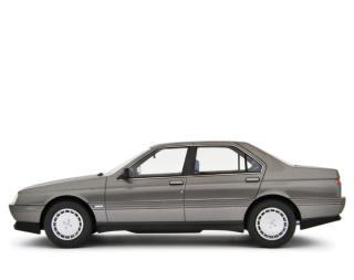 Alfa Romeo 164 2.0 Twin Spark 1987 Grigio metallizzato Laudoracing 1:18 Resinemodell (Türen, Motorhaube... nicht zu öffnen!)
